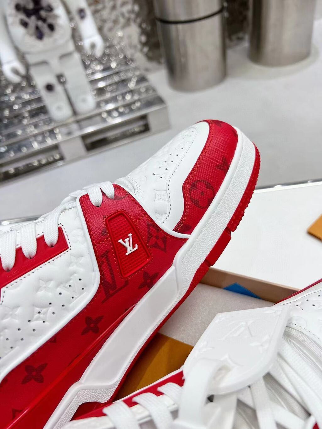 Louis Vuitton Trainer Signature #54 White/Red Monogram