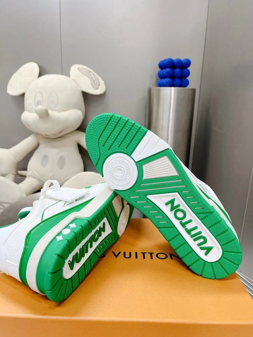 Louis Vuitton Trainer #54 White Green