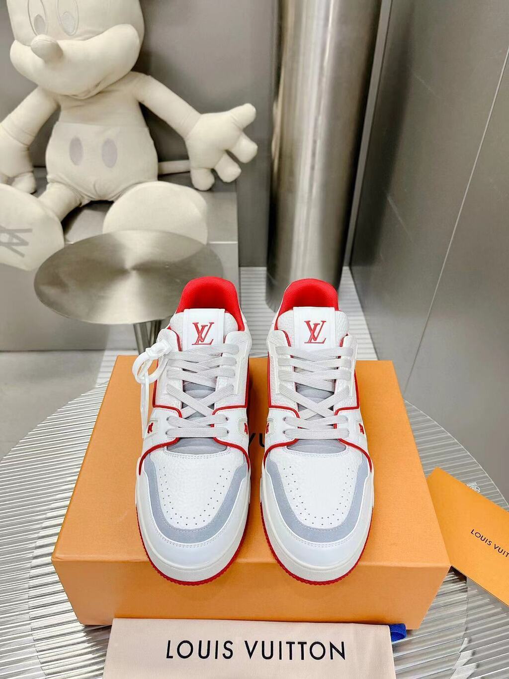 Louis Vuitton Trainer White Red 54