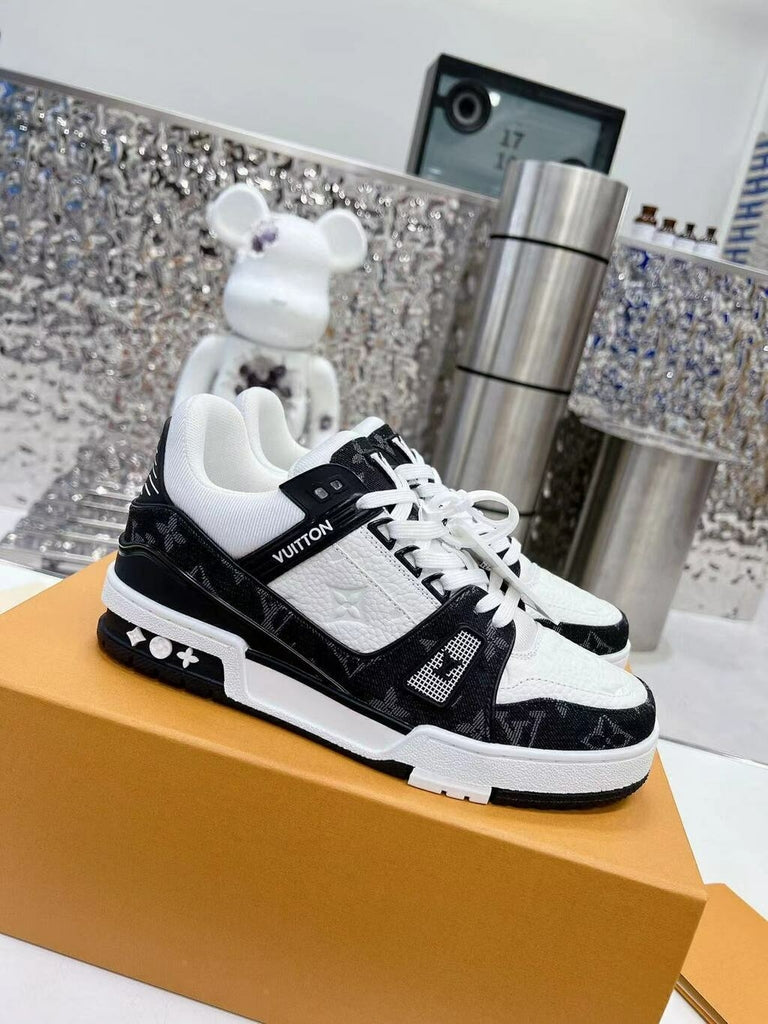 Louis Vuitton LV Trainer White Black (Pronta entrega)