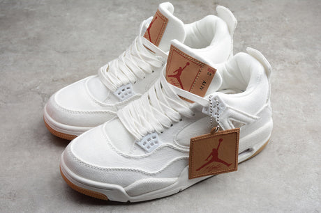 Jordan 4 Retro Levi's White (Levi's Tag)