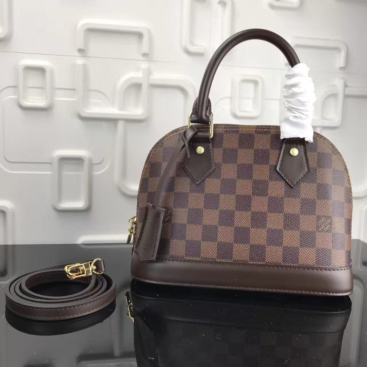 Bolsa Alma BB Monogram Louis Vuitton