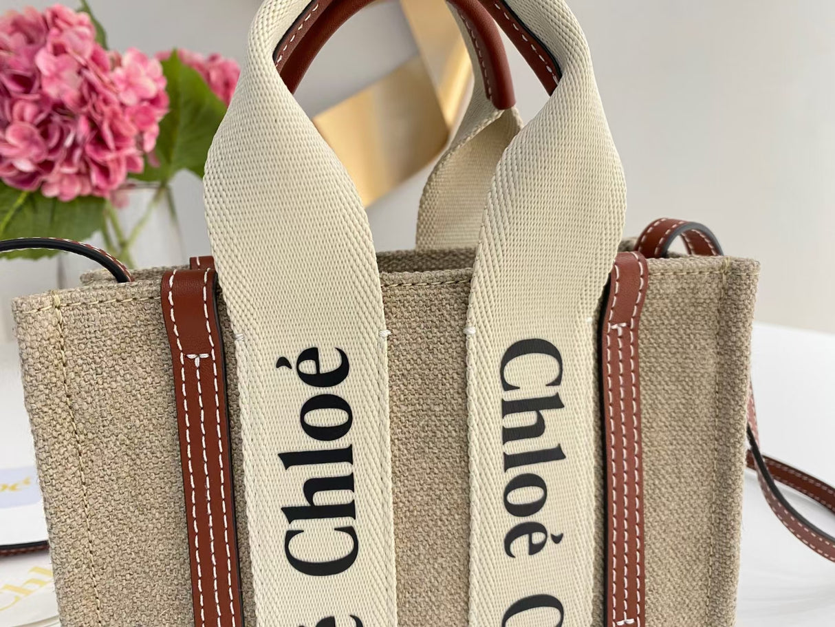 Chloé Nano Woody Tote Bag