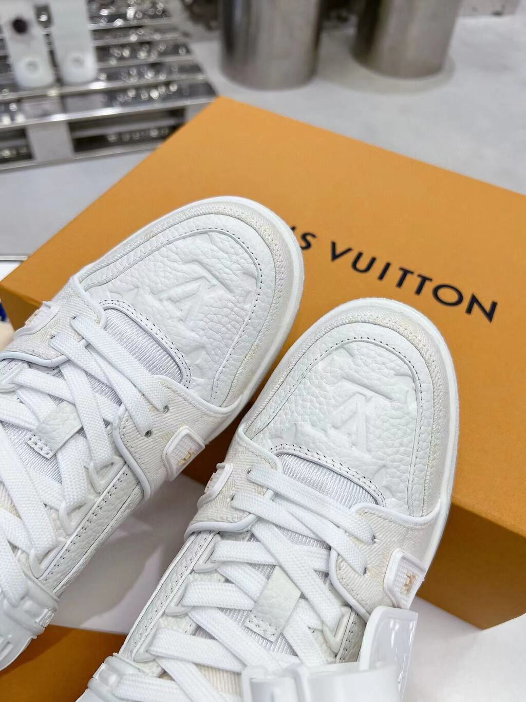 Louis Vuitton Trainer Denim White