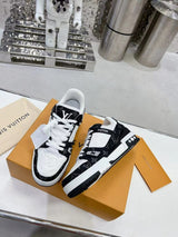 Louis Vuitton LV Trainer White Black (Pronta entrega)