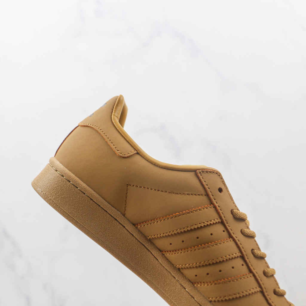 Adidas Superstar Trigo Bege Dourada GZ4831