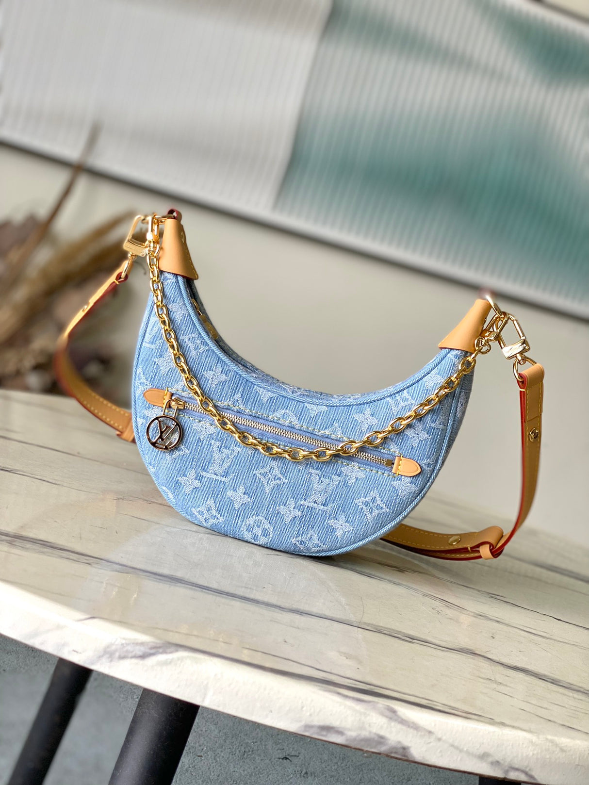 Bolsa Louis Vuitton Loop sky Blue Denim