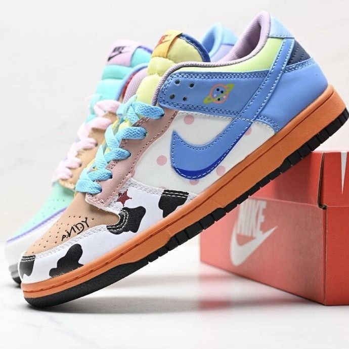 Nike SB Dunk Low Toy Story Manfrim Store