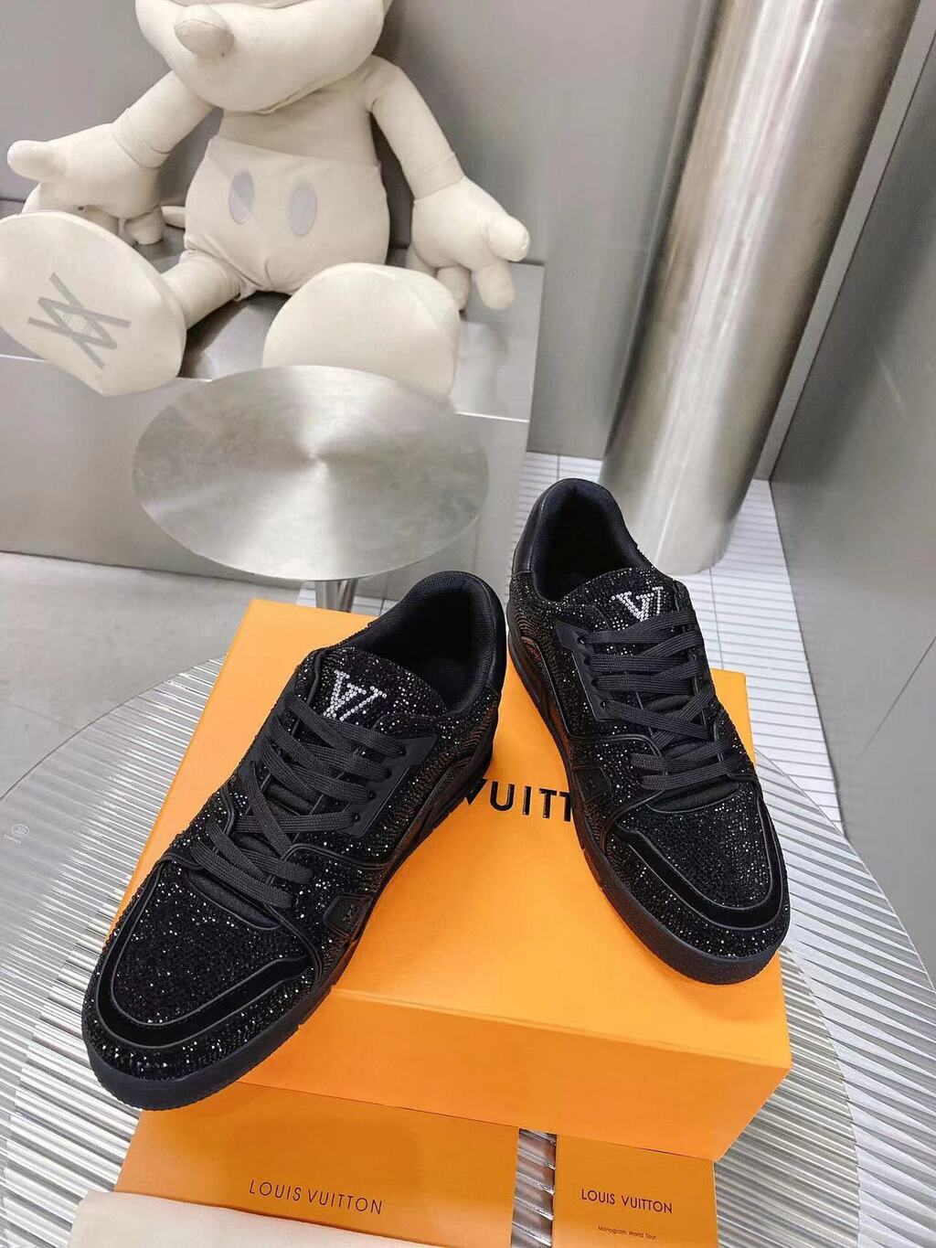 Louis Vuitton Trainer Black Crystals