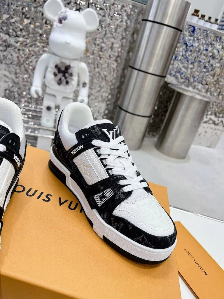 Louis Vuitton LV Trainer White Black (Pronta entrega)